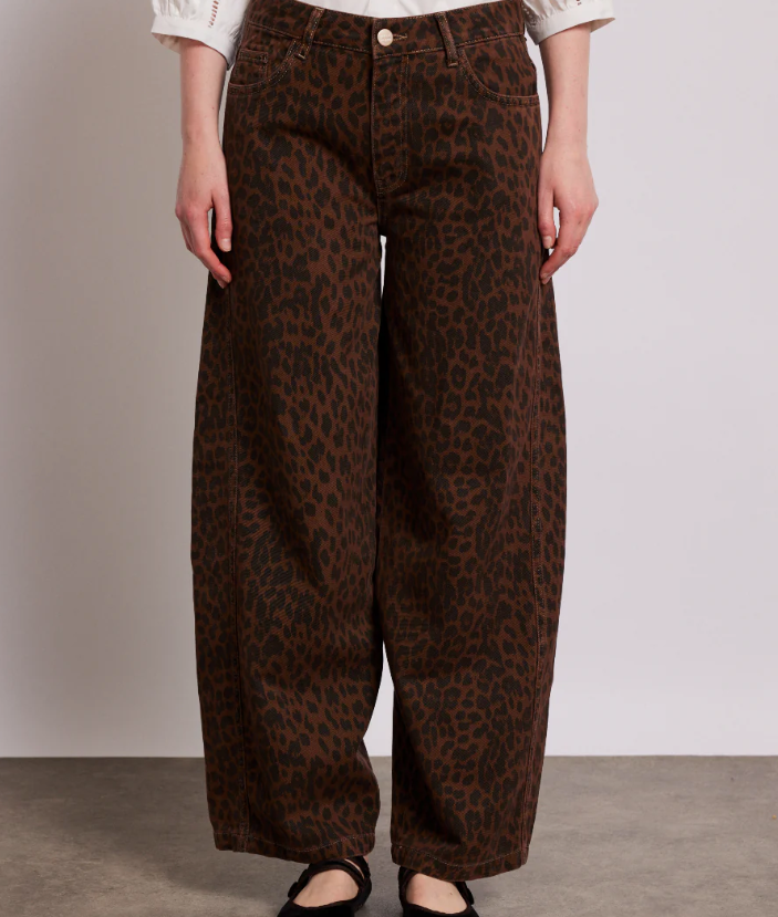 Dark Leopard Dion Jeans